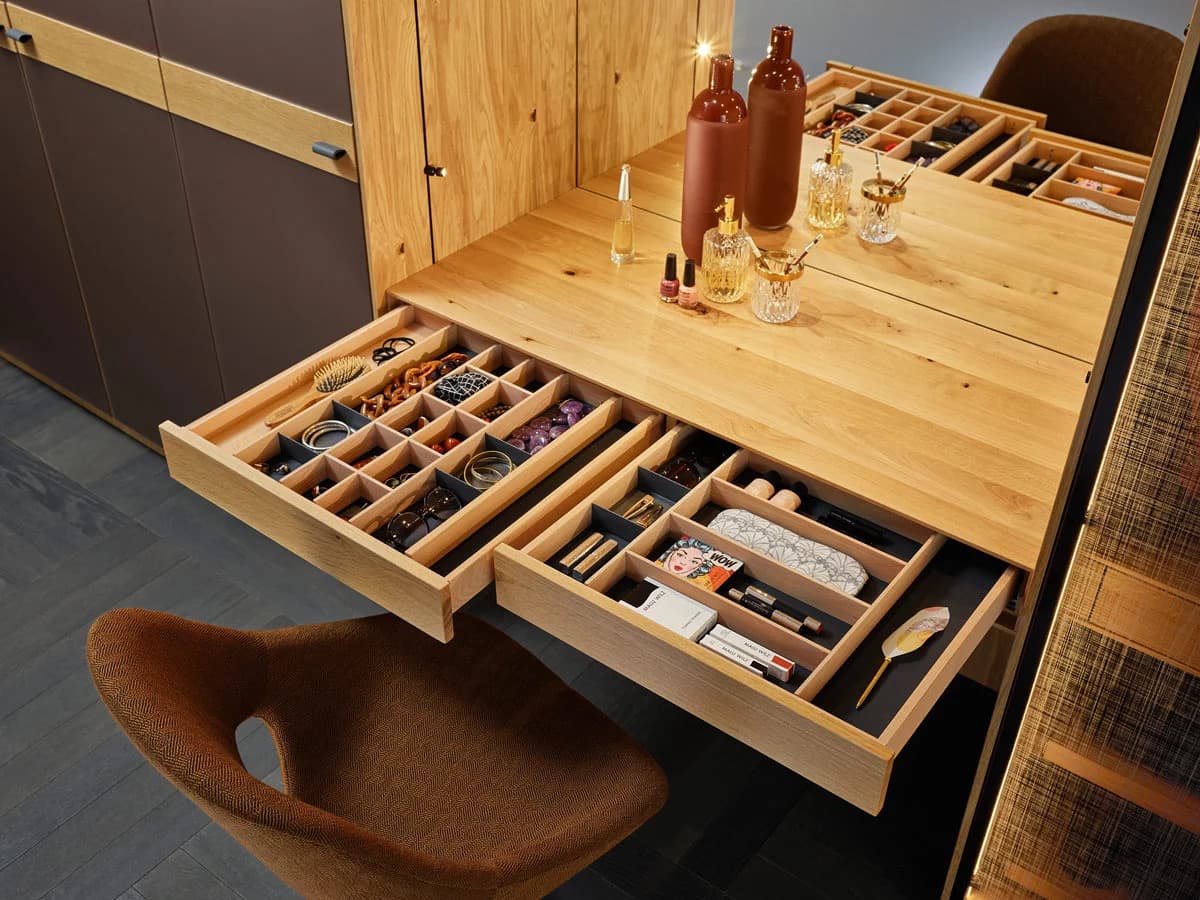 RUUM | ALLES UNTER DACH UND IM FACH